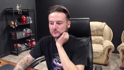 Snapshot of mihasikd chatting on 10.17.25 Misha Winchester online show from 10.17.25