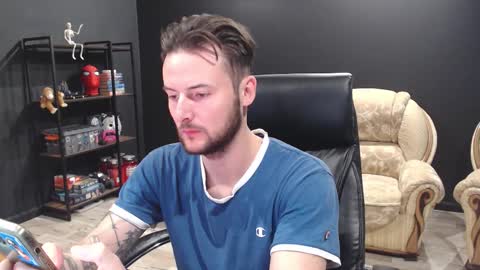 Snapshot of mihasikd chatting on 10.23.25 Misha Winchester online show from 10.23.25