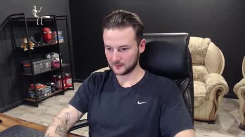 Snapshot of mihasikd chatting on 11.07.25 Misha Winchester online show from 11.07.25