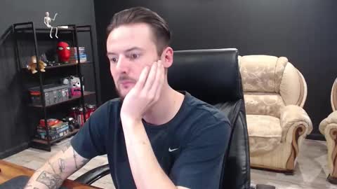 Snapshot of mihasikd chatting on 11.13.25 Misha Winchester online show from 11.13.25