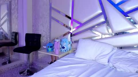 Snapshot of miia02 chatting on 10.15.25 MIA 3 online show from 10.15.25