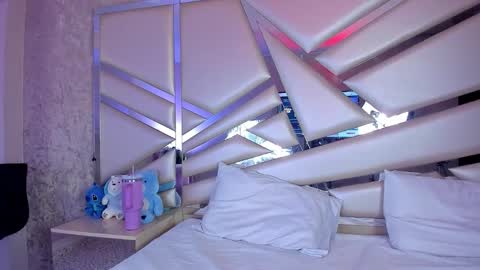 MIA 3 online show from 12.03.25