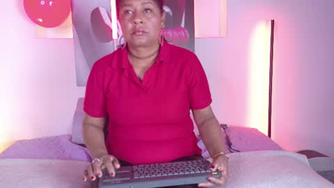 Snapshot of miia_blace chatting on 06.18.26 miia_blace online show from 06.18.26