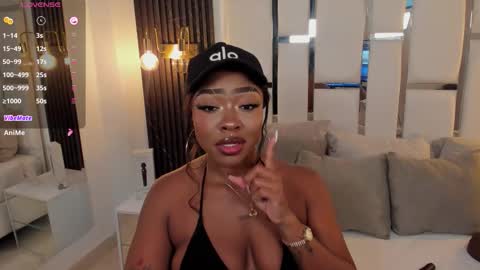 Snapshot of miia_schwarz chatting on 10.09.25 Miia Schwarz online show from 10.09.25