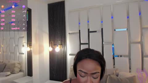 Snapshot of miia_schwarz chatting on 10.12.25 Miia Schwarz online show from 10.12.25