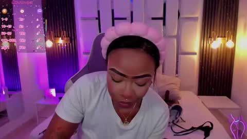 Snapshot of miia_schwarz chatting on 10.16.25 Miia Schwarz online show from 10.16.25