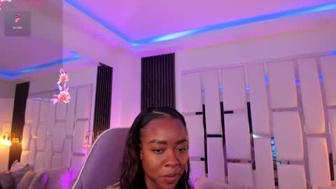 Snapshot of miia_schwarz chatting on 11.08.25 Miia Schwarz online show from 11.08.25