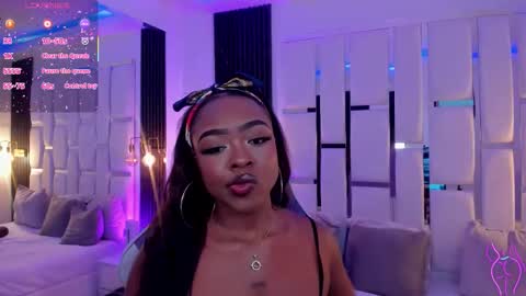 Snapshot of miia_schwarz chatting on 11.13.25 Miia Schwarz online show from 11.13.25