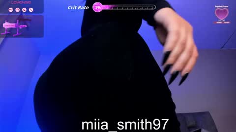 Snapshot of miia_smith97 chatting on 04.25.26 mia online show from 04.25.26