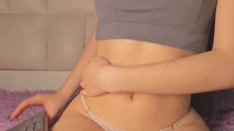 Snapshot of miia_spencer chatting on 02.06.26 Mia online show from 02.06.26