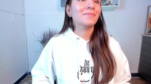 Miia 3 online show from 12.06.24