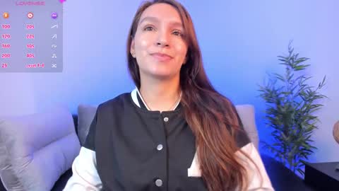 Miia 3 online show from 02.15.25