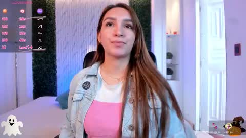 Miia 3 online show from 10.31.25