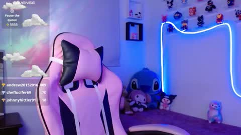 Snapshot of miila_a chatting on 10.01.25 Mila online show from 10.01.25