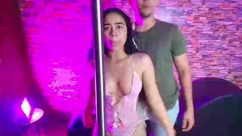 Dulce   online show from 09.19.25