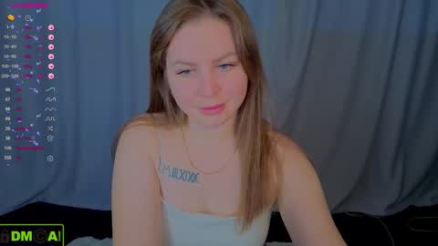 Mika online show from 11.29.25