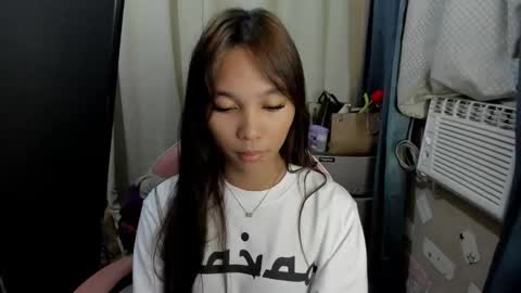 Snapshot of mika_cora chatting on 03.02.26 MIKA online show from 03.02.26