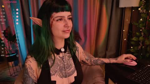 Snapshot of mika_moon_ chatting on 02.02.25 mika_moon_ online show from 02.02.25