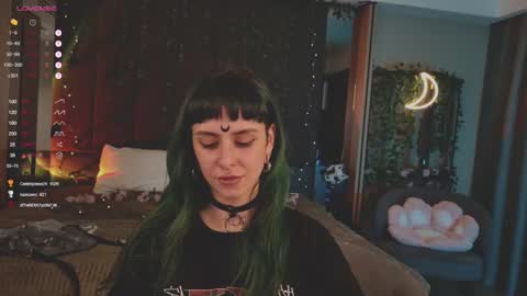 Snapshot of mika_moon_ chatting on 03.09.25 mika_moon_ online show from 03.09.25