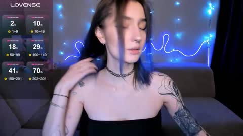 Mika online show from 12.17.25