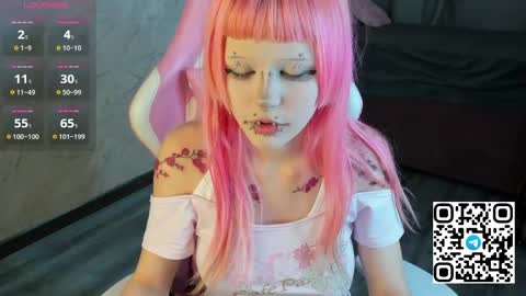 Mika online show from 04.10.26