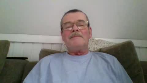 Snapshot of mikael42 chatting on 02.24.26 mikael42 online show from 02.24.26