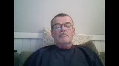 Snapshot of mikael42 chatting on 02.27.26 mikael42 online show from 02.27.26