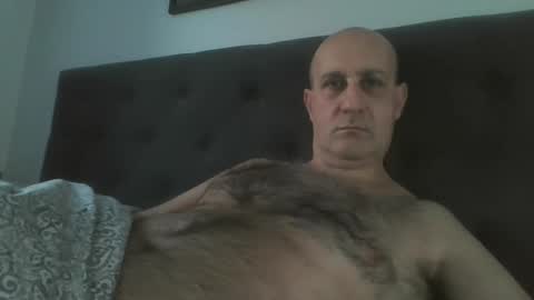 Snapshot of mikael_r52 chatting on 02.19.26 mikael_r52 online show from 02.19.26