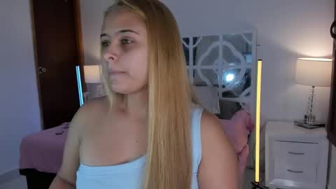Mikaela blondie bigass online show from 02.15.26