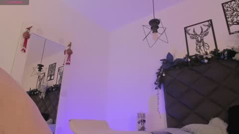mikael online show from 12.21.24