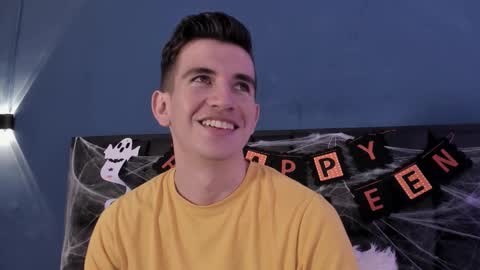 mikael online show from 10.19.25