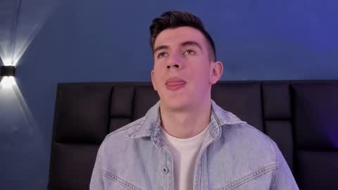 mikael online show from 11.20.25