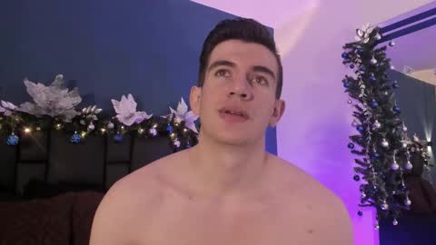 mikael online show from 11.26.25