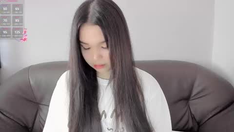 Snapshot of mikasssu chatting on 09.30.25 mikasssu online show from 09.30.25