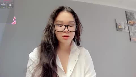 Snapshot of mikasssu chatting on 10.11.25 mikasssu online show from 10.11.25