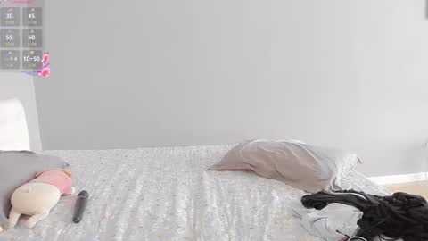 Snapshot of mikasssu chatting on 10.16.25 mikasssu online show from 10.16.25