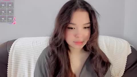 Snapshot of mikasssu chatting on 10.19.25 mikasssu online show from 10.19.25