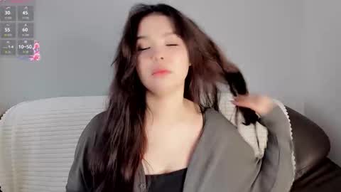 Snapshot of mikasssu chatting on 10.22.25 mikasssu online show from 10.22.25