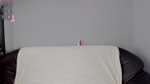 Snapshot of mikasssu chatting on 11.06.25 mikasssu online show from 11.06.25