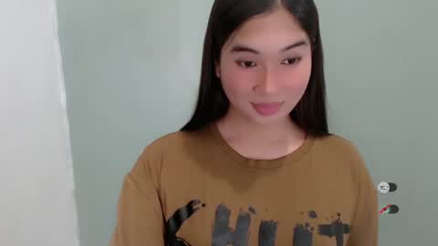 Snapshot of mikayla_slut chatting on 10.01.25 Kyla online show from 10.01.25