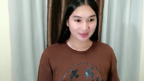 Snapshot of mikayla_slut chatting on 11.03.25 Kyla online show from 11.03.25