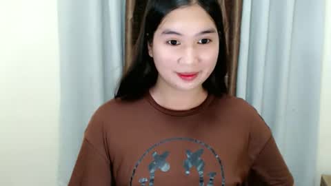 Snapshot of mikayla_slut chatting on 11.09.25 Kyla online show from 11.09.25