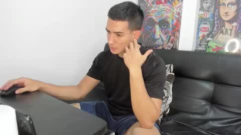 mike3xxx online show from 09.20.25