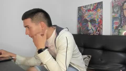 mike3xxx online show from 10.05.25