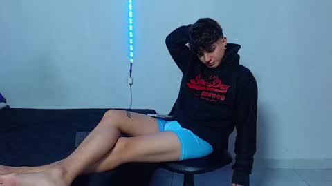 Mike IMDEPENDIENT MODEL online show from 10.10.25