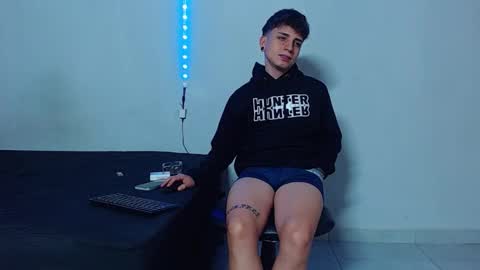 Mike IMDEPENDIENT MODEL online show from 11.22.25