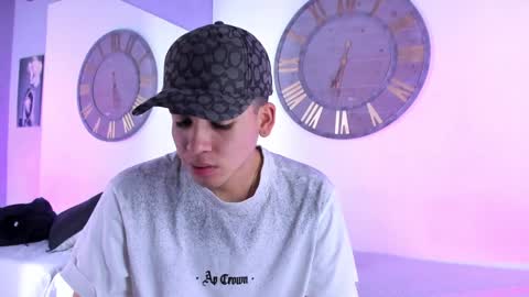 Mike 0233 online show from 12.10.24