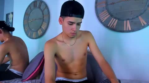 Mike 0233 online show from 12.29.24