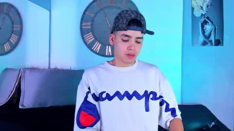 Mike 0233 online show from 01.03.25