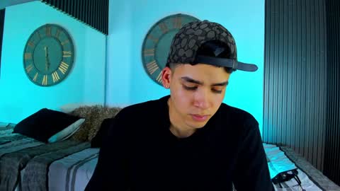 Mike 0233 online show from 02.04.25